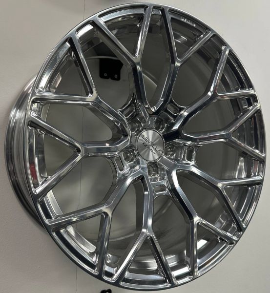 LEVELLA Wheels | RZ4 | 10x20 ET25 | 5x112 | Poliert