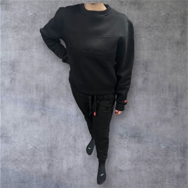 LEVELLA Black Black Paket | Winterschlussverkauf Levella Sweater & Jogging Sweatpants